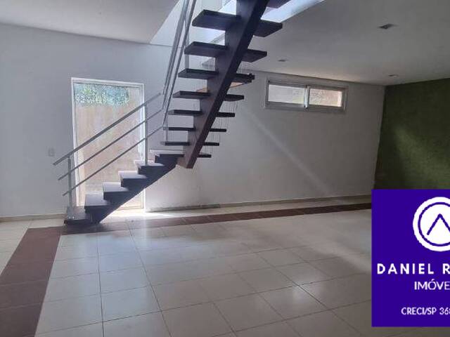 Casa para Venda em Santana de Parnaíba - 5