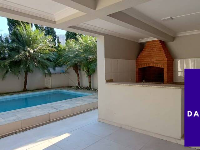 Casa para Venda em Santana de Parnaíba - 4