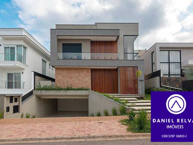Casa para Venda em Santana de Parnaíba - 4