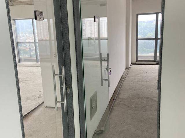 Sala para Venda em Barueri - 4