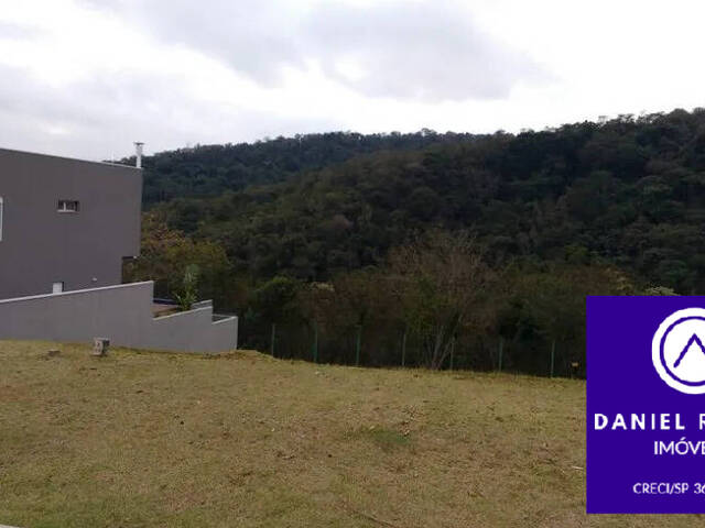Terreno para Venda em Santana de Parnaíba - 5