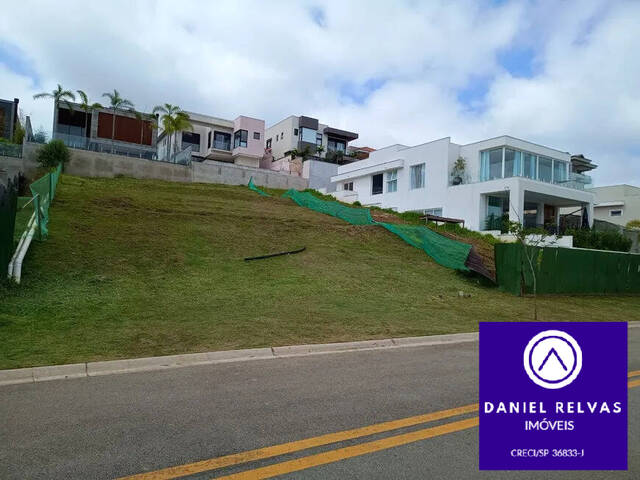Terreno para Venda em Santana de Parnaíba - 5