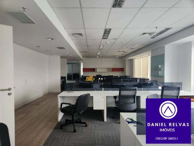 Locação em Alphaville Centro Industrial e Empresarial/Alphaville. - Barueri