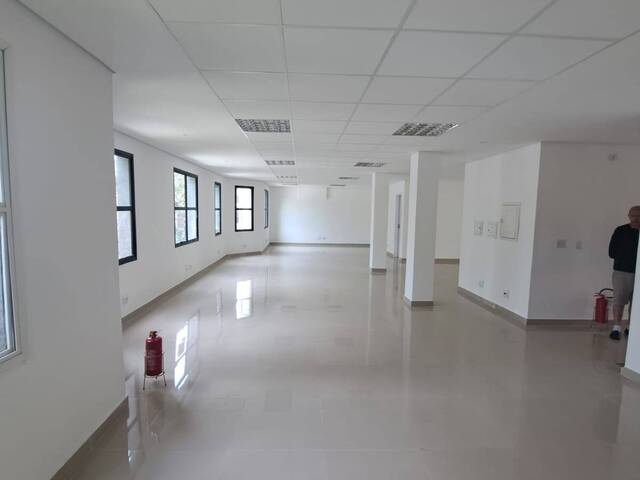Sala para Locação em Santana de Parnaíba - 4