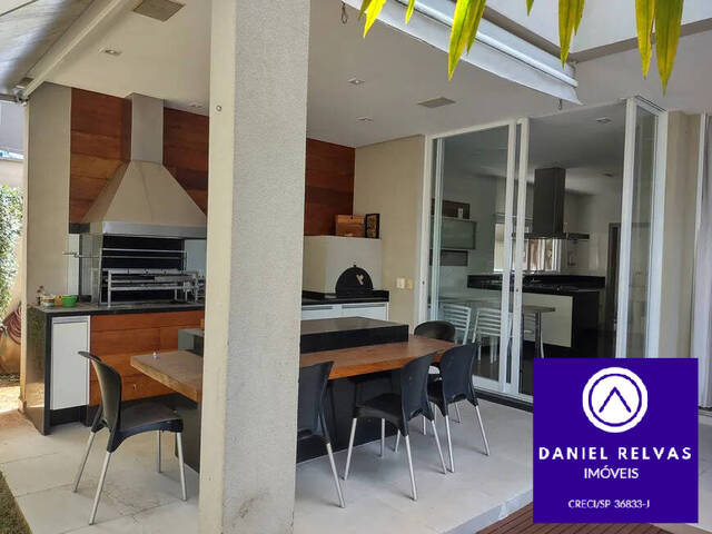 Casa para Venda em Santana de Parnaíba - 4