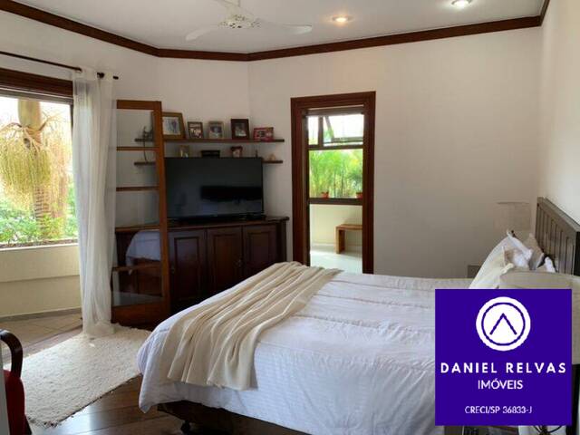 Casa para Venda em Santana de Parnaíba - 5