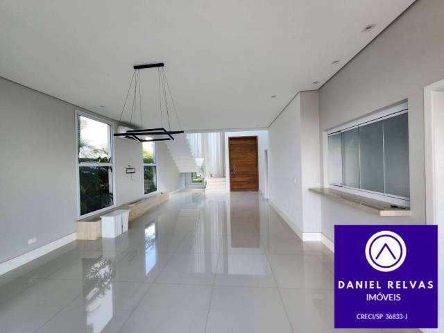 Casa para Venda em Santana de Parnaíba - 5