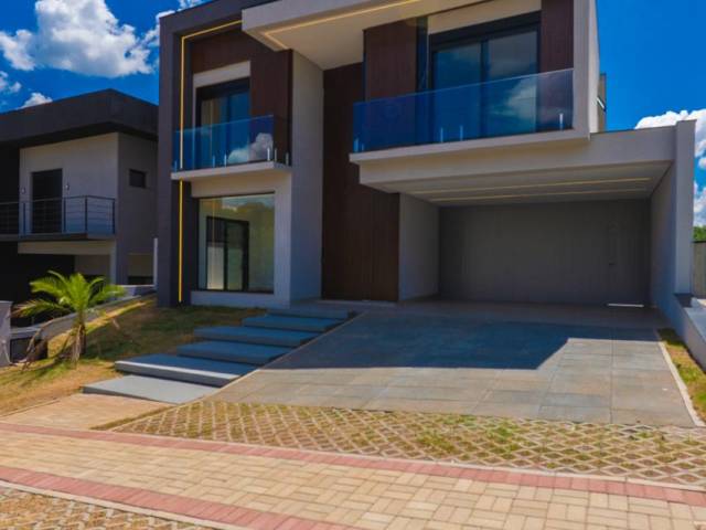 Casa para Venda em Santana de Parnaíba - 4