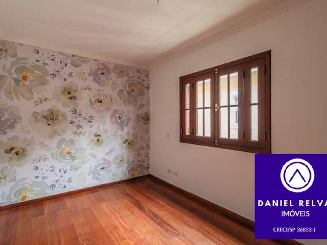 Casa para Venda em Santana de Parnaíba - 5