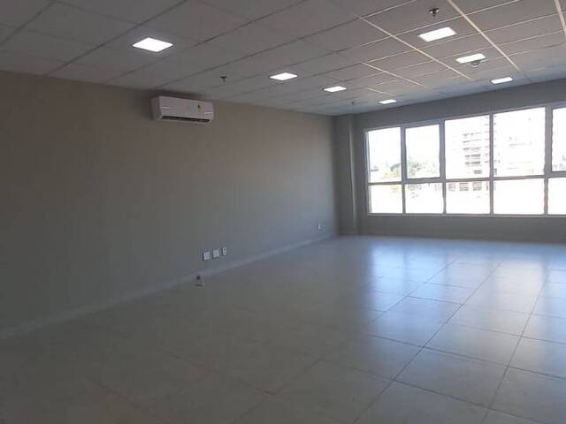 Venda em Sítio Tamboré Alphaville - Barueri