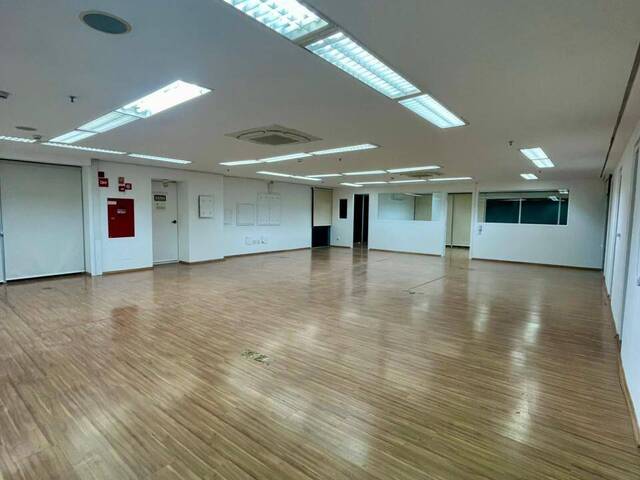 Sala para Venda em Barueri - 4