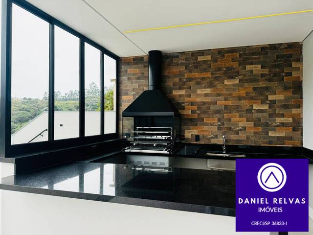 Casa para Venda em Santana de Parnaíba - 4