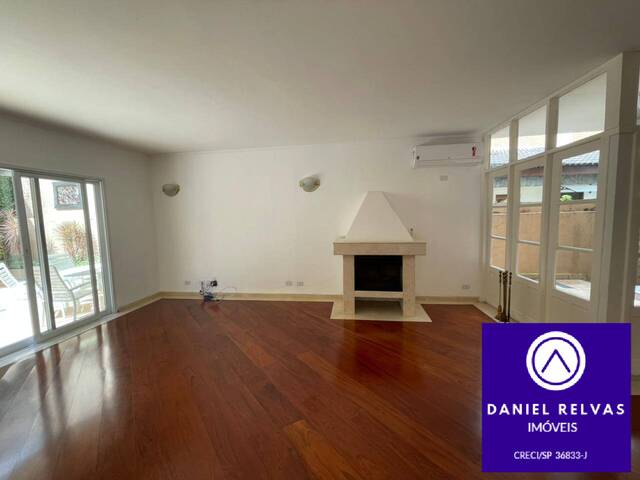 Casa para Venda em Santana de Parnaíba - 5