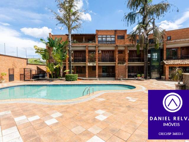 Casa para Venda em Santana de Parnaíba - 4