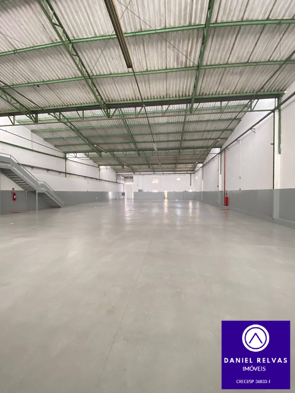 Depósito-Galpão, 1179 m² - Foto 2