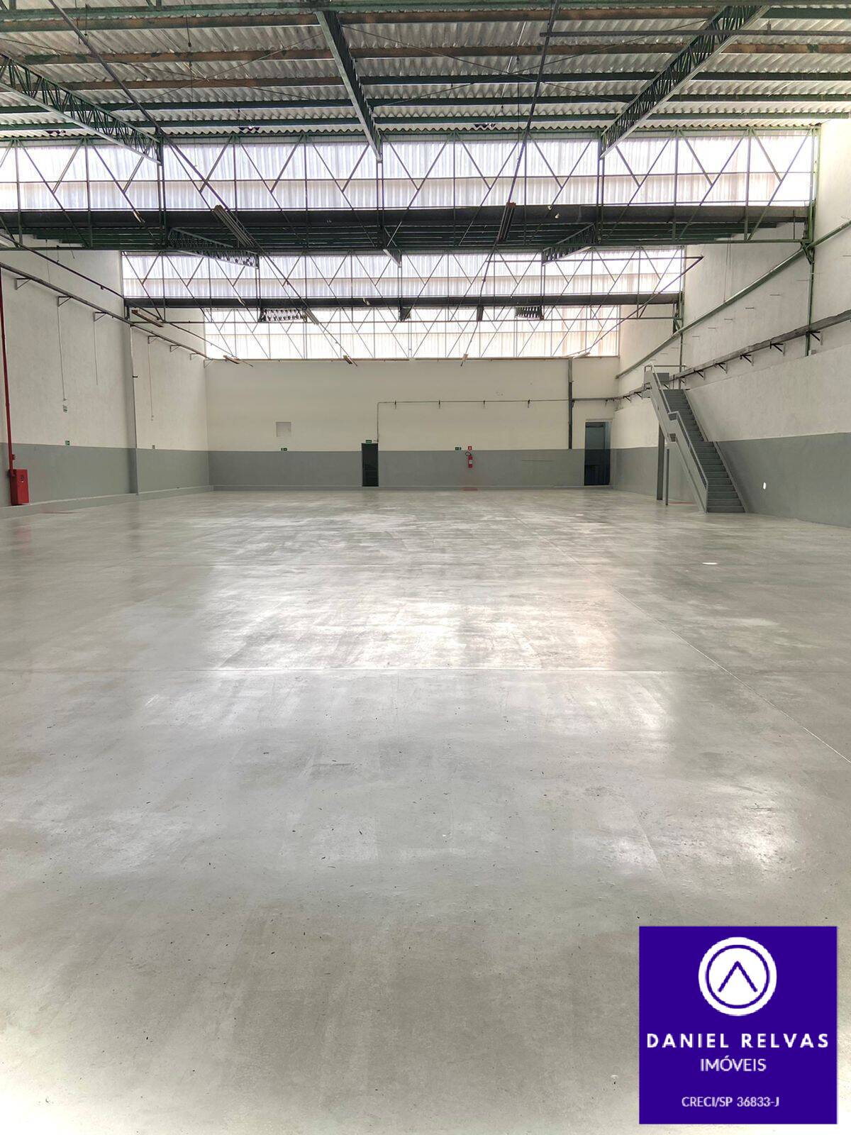 Depósito-Galpão, 1179 m² - Foto 1