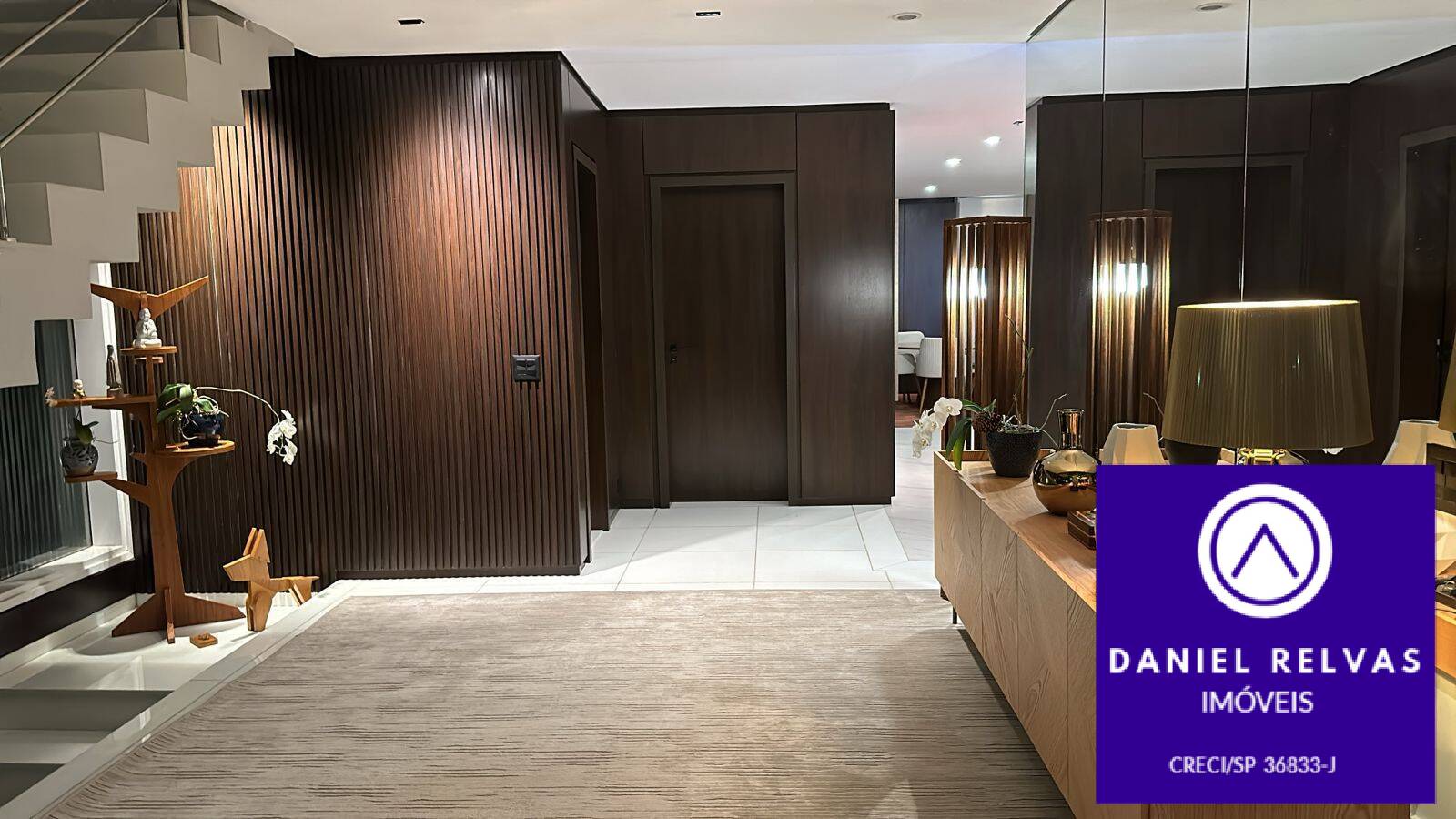Casa para alugar com 4 quartos, 615m² - Foto 17