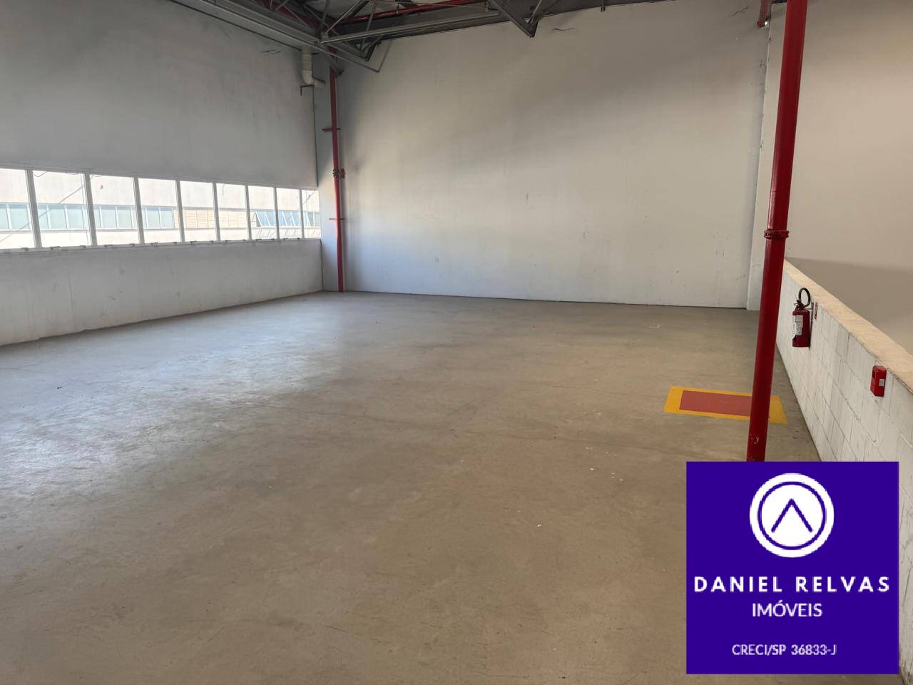 Depósito-Galpão-Armazém para alugar, 1100m² - Foto 18