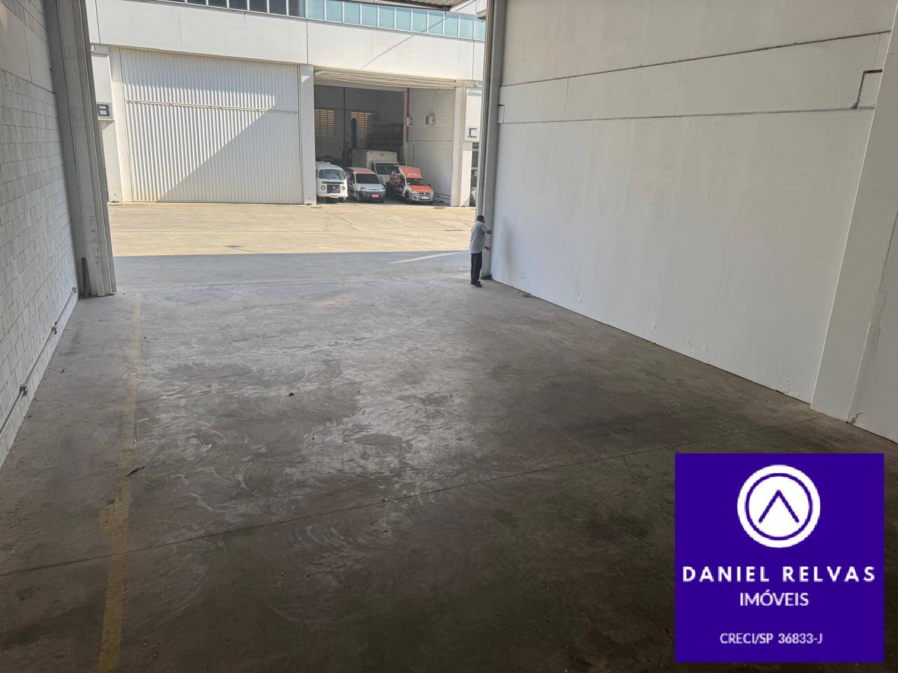 Depósito-Galpão-Armazém para alugar, 1100m² - Foto 22