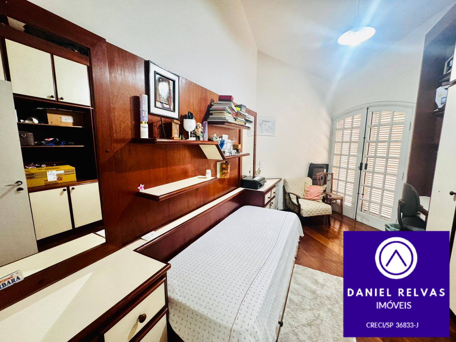 Casa à venda com 3 quartos, 270m² - Foto 13