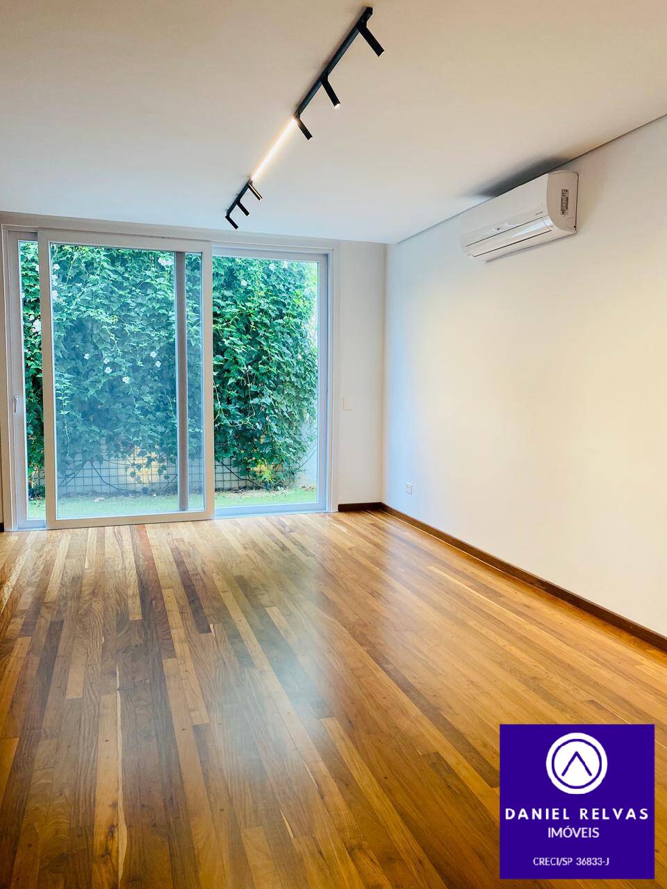 Casa à venda com 4 quartos, 500m² - Foto 4