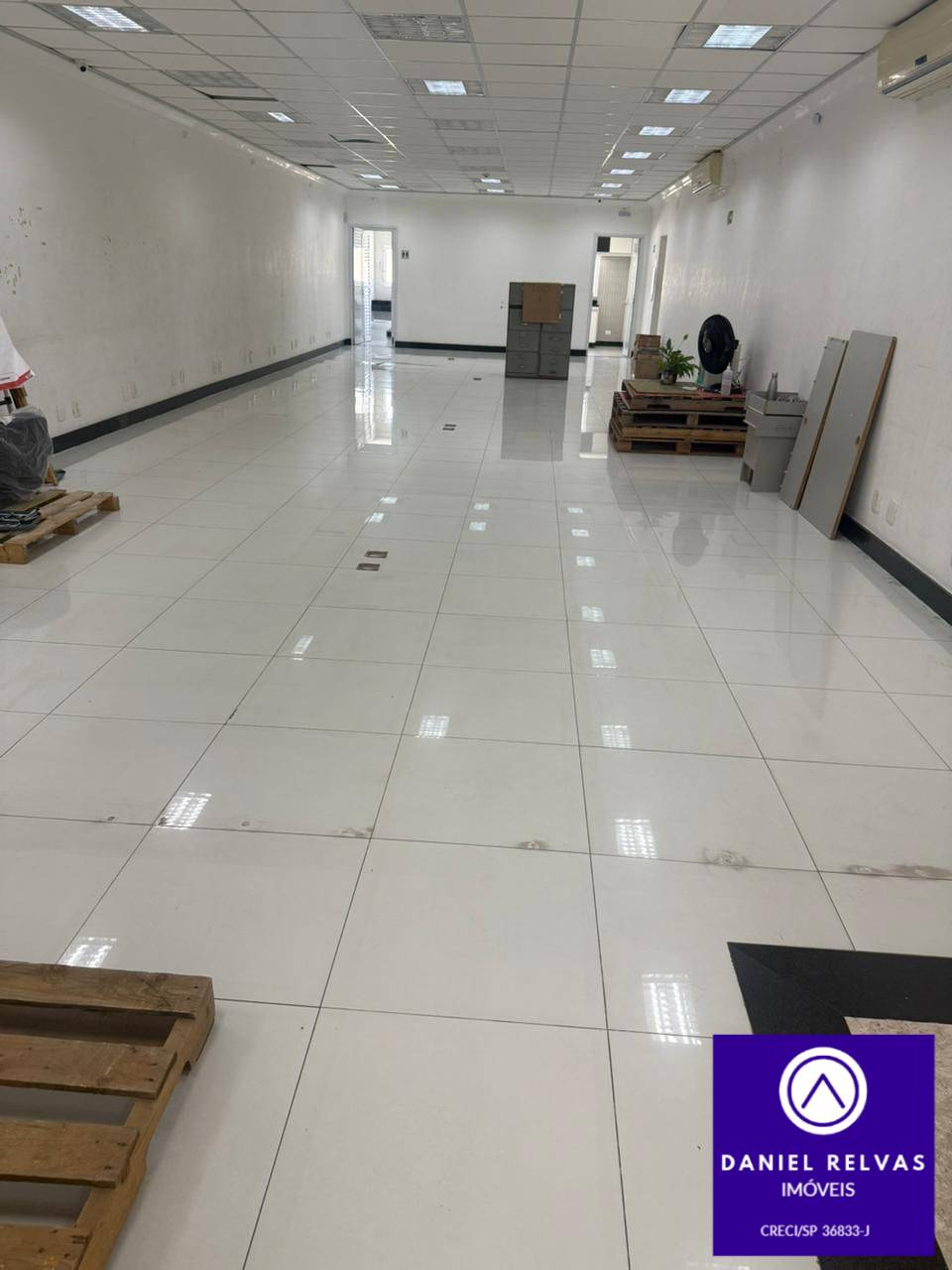 Sala-Conjunto, 190 m² - Foto 1