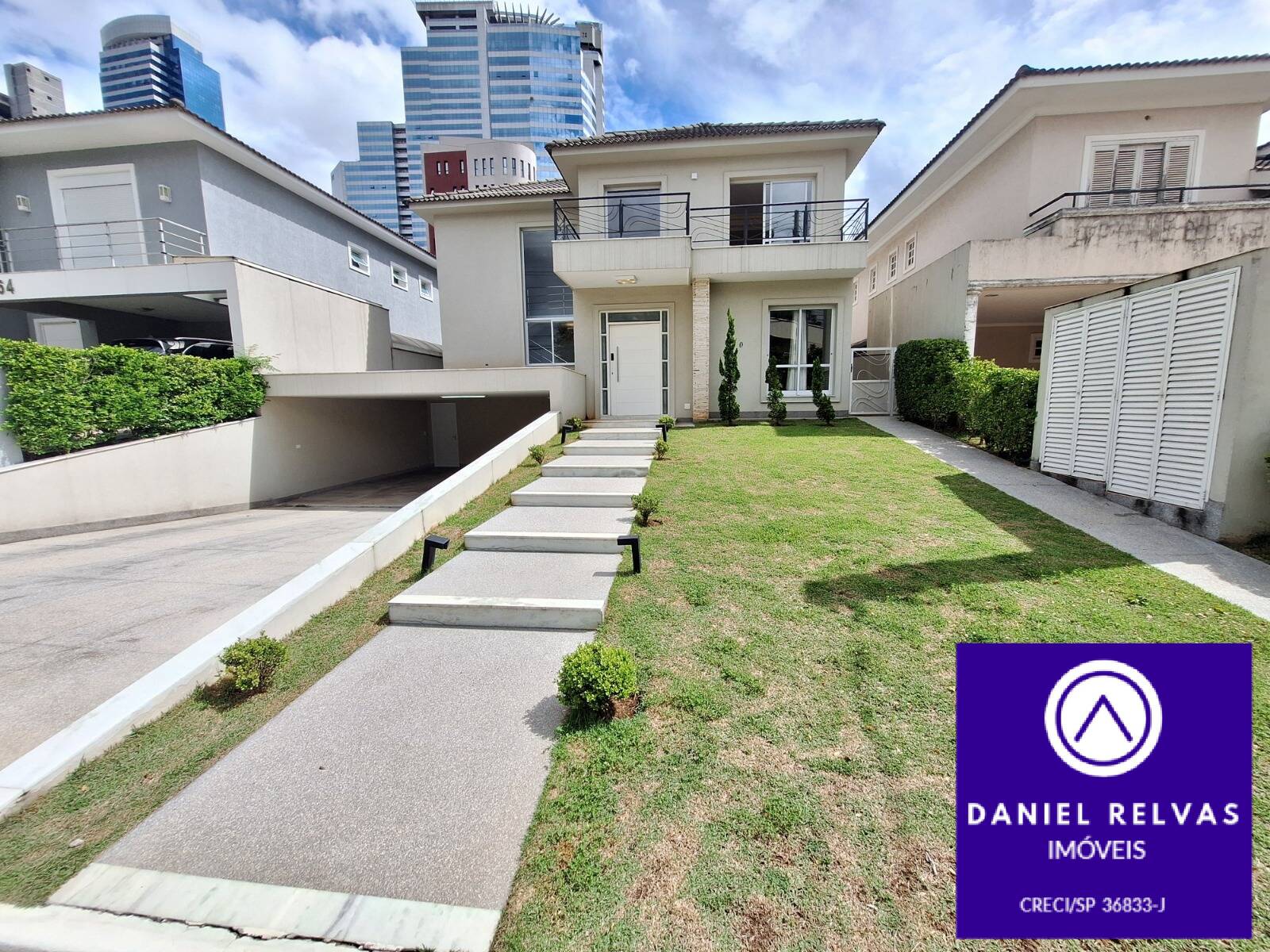 Casa, 4 quartos, 468 m² - Foto 1